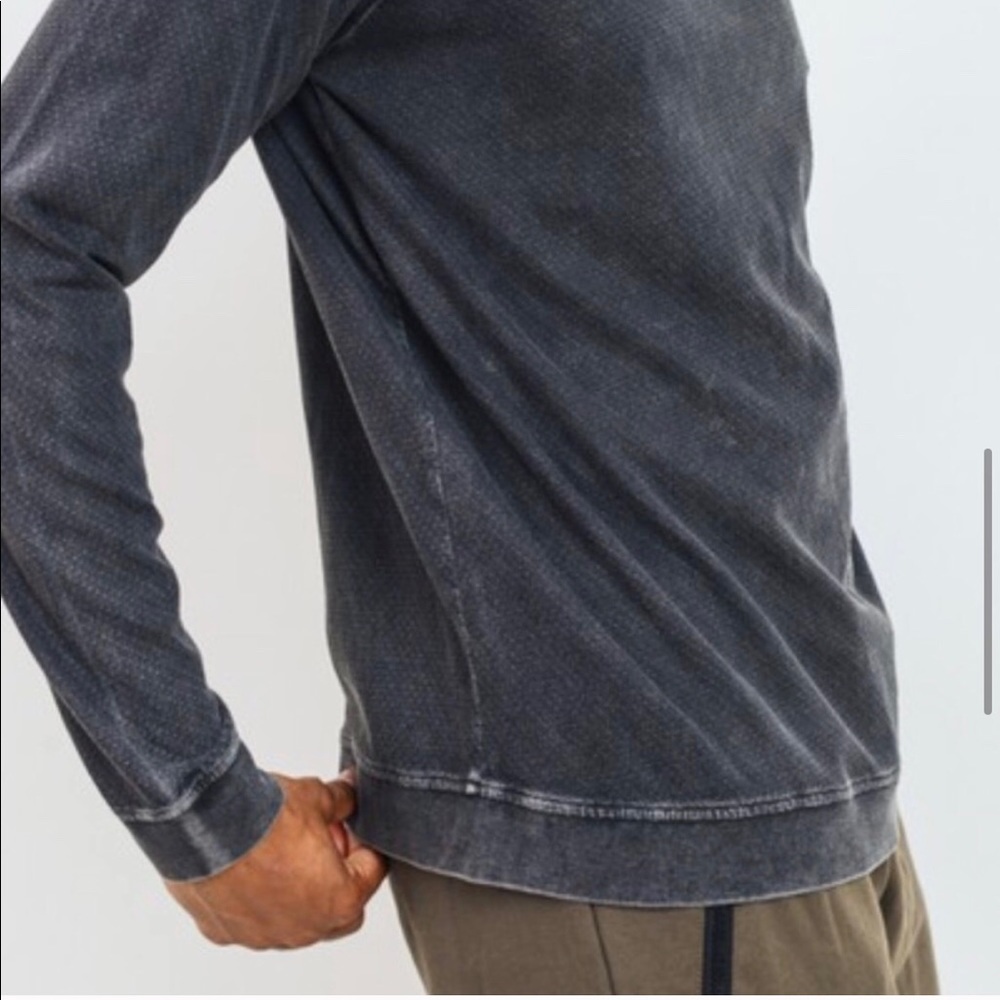 NWT Mens Black Mineral Wash Pullover - Picture 6 of 8